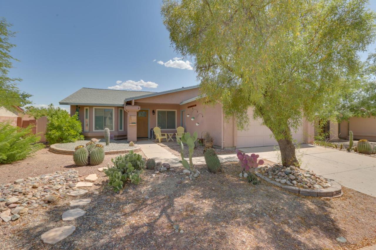 Pet-Friendly Tucson Home With Gas Grill And Fire Pit! Exterior photo