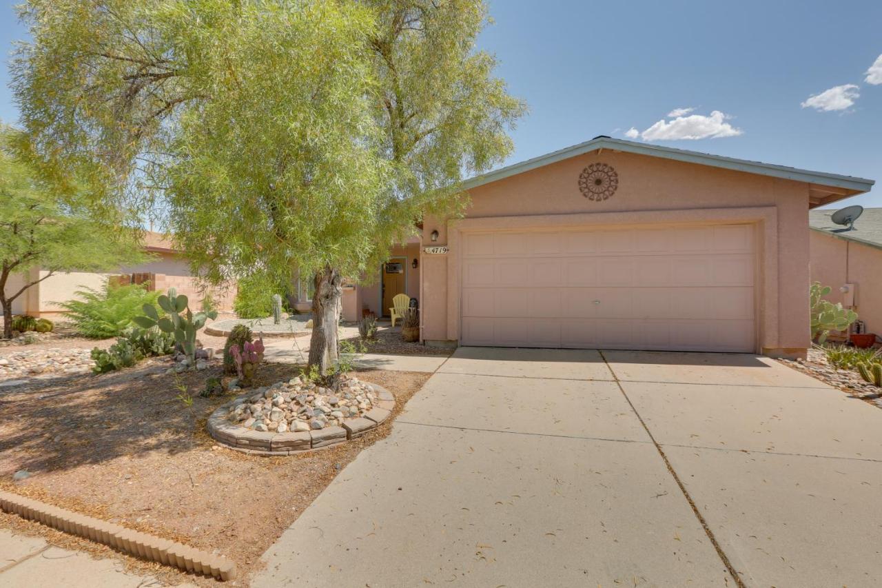 Pet-Friendly Tucson Home With Gas Grill And Fire Pit! Exterior photo